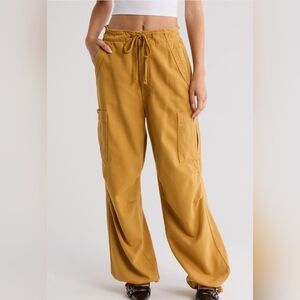 Mother Munchie Nerdy Cargo Wood Thrush Jeans Size 27